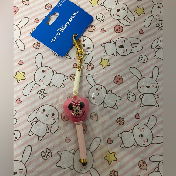 Tokyo Disney Resort Minnie Mouse Pink Balloon Keychain Touch Pen Stylus - Picture 2 of 6